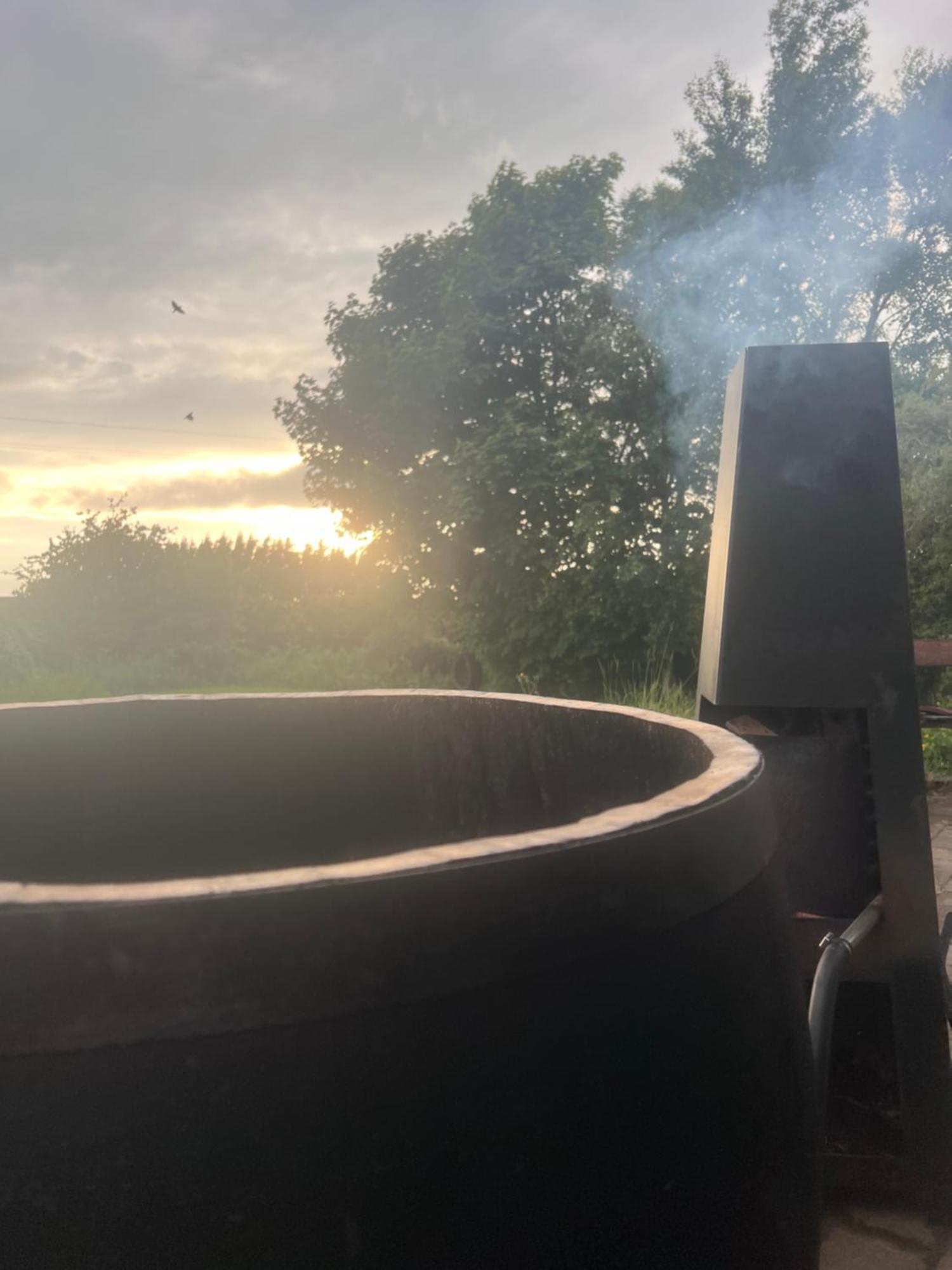 Bluebell Tent At Ballyward Croft Ardkeen Ngoại thất bức ảnh