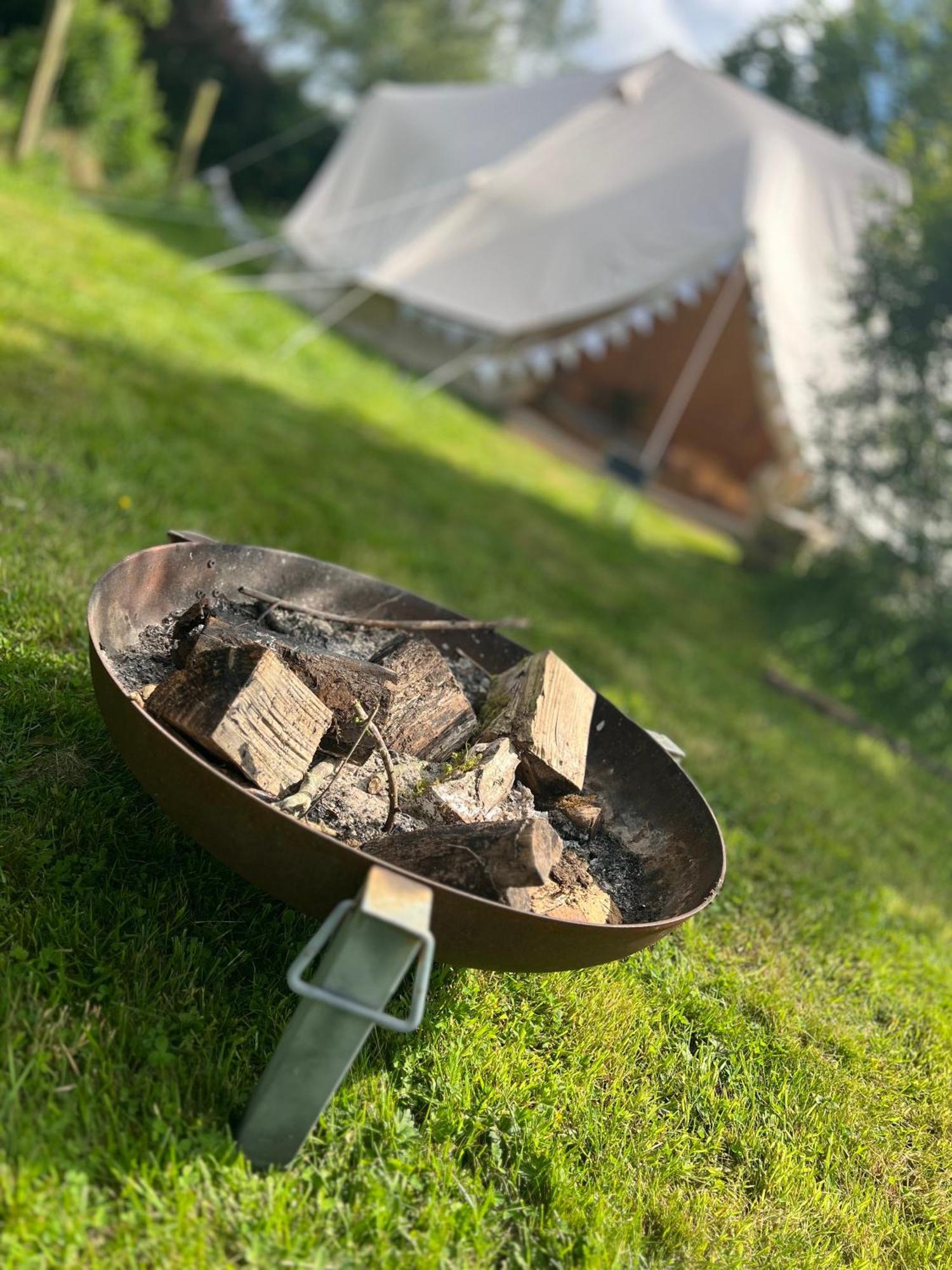 Bluebell Tent At Ballyward Croft Ardkeen Ngoại thất bức ảnh